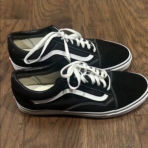 Vans “Old Skool” Mens shoes - sz 13